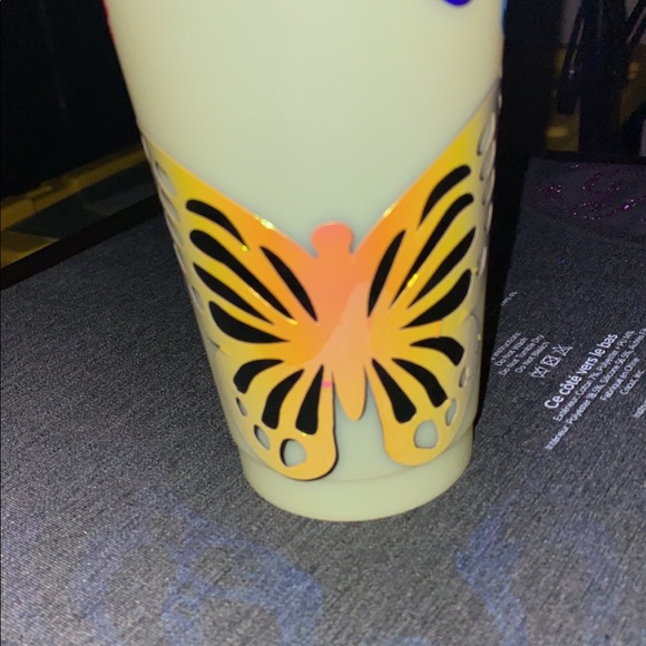 color changing butterfly tumbler cup - Picture 3 of 3